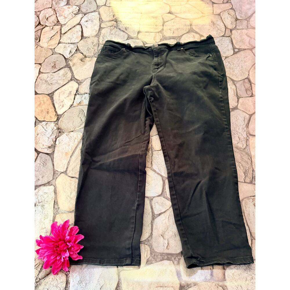 GLORIA VANDERBILT BLACK JEANS-SIZE 18 SHORT